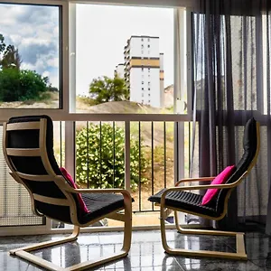 https://economicmalagarooms.hotelsinnerja.org
